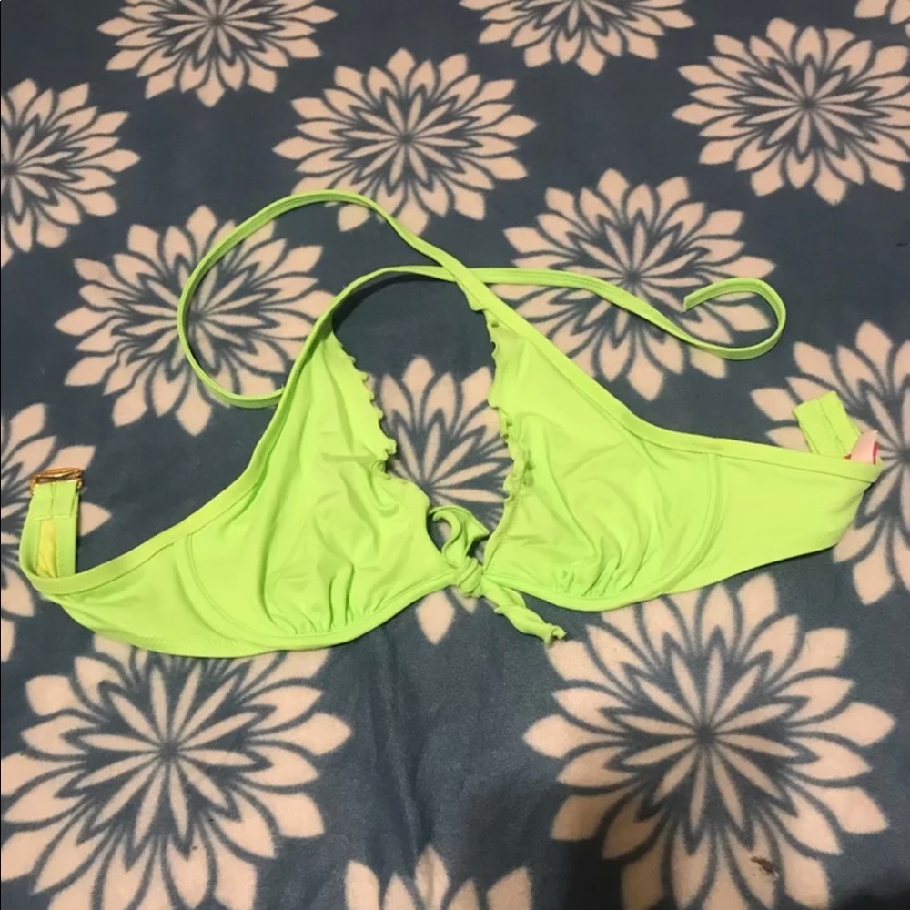Victoria’s Secret Bikini Top